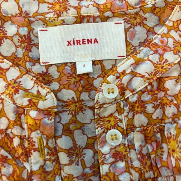 XIRENA Bria Flutter Sleeve Blouse - Picture 11 of 11